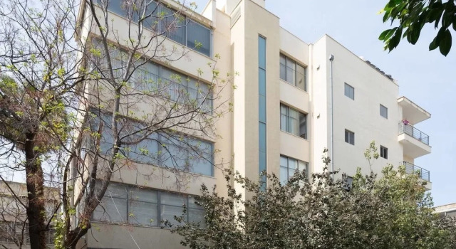 Adorable 2BR near Shenkin by HolyGuest, Забронировать Апартаменты/квартира Тель-Авив Тель-Авивский округ, рядом с Синематека