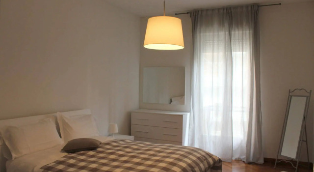 Comoholidays - Exclusive Apartment, Забронировать Апартаменты/квартира Отели Комо с парковкой, рядом с Площадь Кавур, Парковка