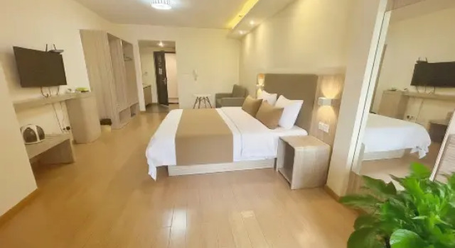 Люкс Superior Home&Far Hotel