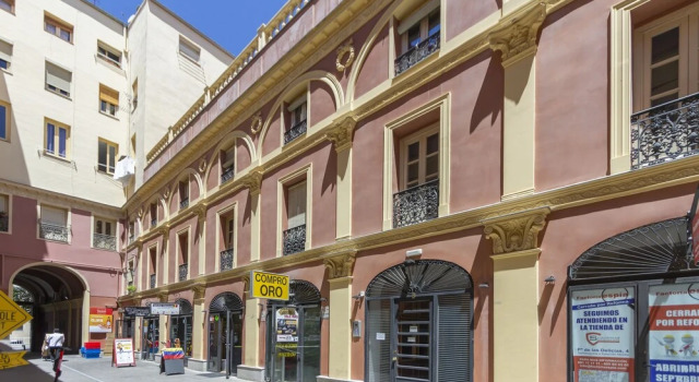 Homelike Sol, Boek Hotel Madrid Community of Madrid, in de buurt van Edificio Grassy