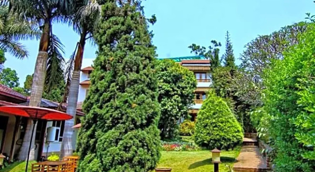 Suite Royal Parkview Hotel
