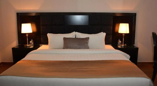 Двухместный номер Deluxe с балконом Tilal Almadina Hotel & Suites