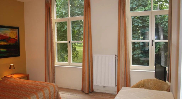 B&B Alicia, Забронировать Отель Отели Брюгге 5 звезд, рядом с Рыночная площадь Брюгге, 5*