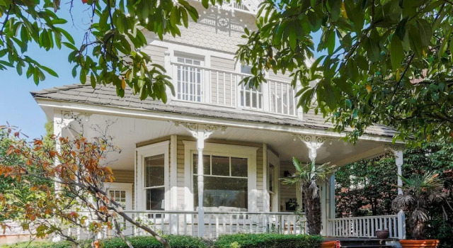 New Listing! Updated Victorian W/ Lake Union Views 3 Bedroom Home, Rezerwuj Dom wakacyjny Wille w Seattle, Willa