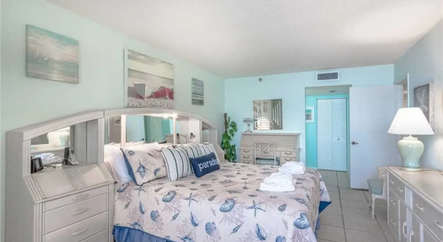 Bahia Del Mar P401 - Two Bedroom Condo, Buchen Sie Hotel Hotels in Pinellas County mit Pool, Schwimmbad