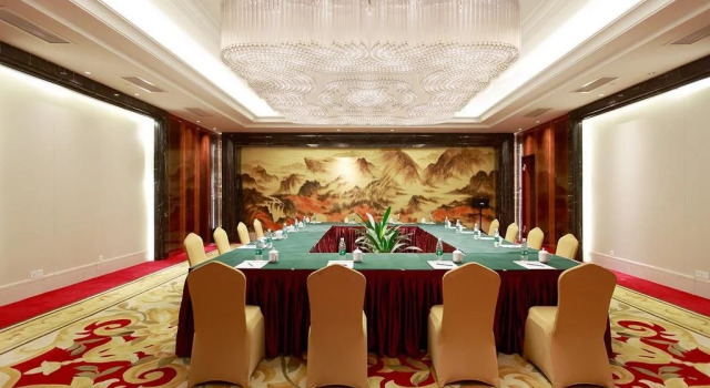Royal Garden, Rezerwuj Hotel Haimen Jiangsu