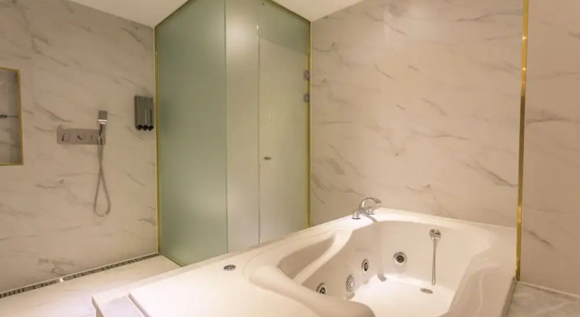 Best In City Hotel, Забронировать Отель Отели Чонджу 3 звезды, рядом с Музей традиционных корейских вин в Чончжу, 3*