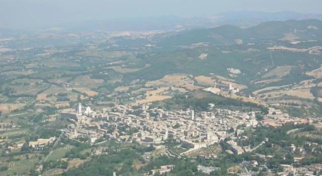 C'era Una Volta, Varaa Hotelli Bastia Umbra Umbria