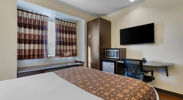 Двухместный номер SureStay Plus Hotel by Best Western Buckhannon