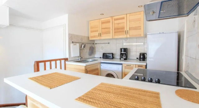 Апартаменты Apartment with terrace at 150 meters from the sea