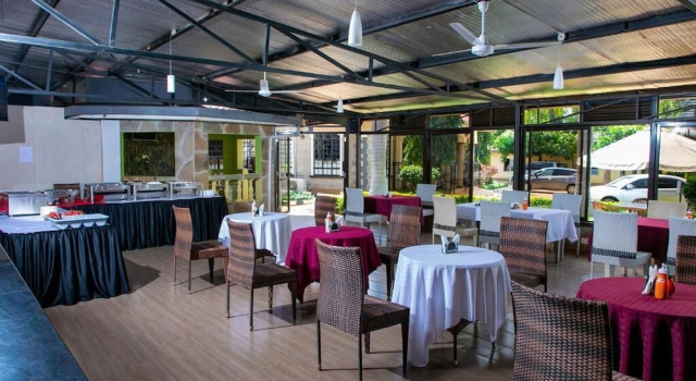 Siaya County Club, Rezervasyon Otel Bondo 