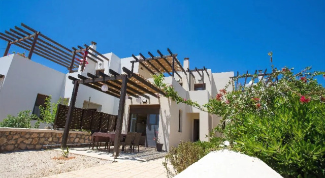 Villa Sunrise by the Sea, Забронировать Вилла Виллы Киотари, Вилла