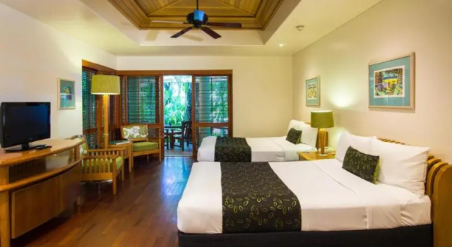 Двухместный номер Standard с балконом Green Island Resort