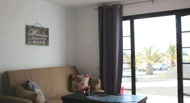 Bungalow With one Bedroom in Castillo Caleta de Fuste, With Pool Acces, Забронировать Дом для отпуска Коттеджи Калета-де-Фусте, рядом с Caleta del Fuste, Коттедж
