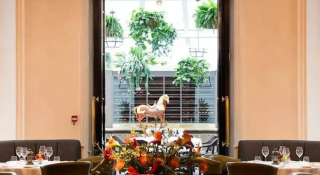 Коттедж Charming Spacious 5 Bed Mews House - Kensington