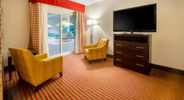 Двухместный люкс Grand Williston Hotel and Conference Center