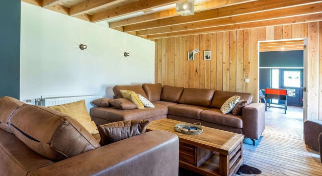 Beautiful Holiday Home in Gesves With Garden and Terrace, Забронировать Отель Жев провинция Намюр