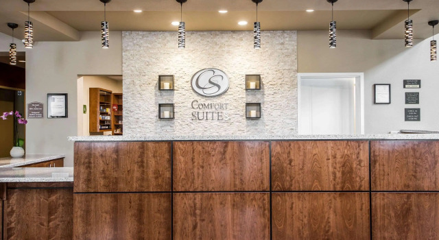 Comfort Suites Woodland - Sacramento Airport