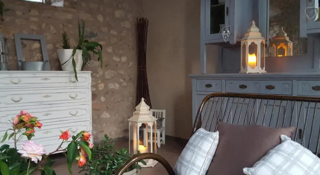 Le Quattro Stagioni B&B and Apartament, Забронировать Отель «постель и завтрак» Монцамбано Озеро Гарда