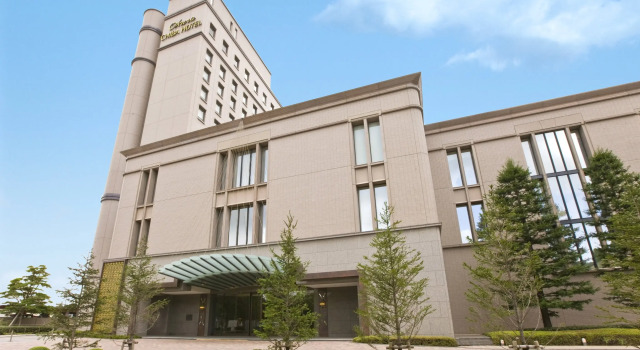 Okura Chiba Hotel, Buchen Sie Hotel Hotels in Chiba mit Parkplatz, Parkplätze