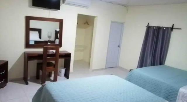 Четырёхместный номер Deluxe Anedi Guesthouse