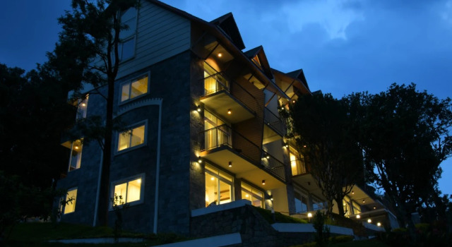 Shola Crown Resort - Munnar
