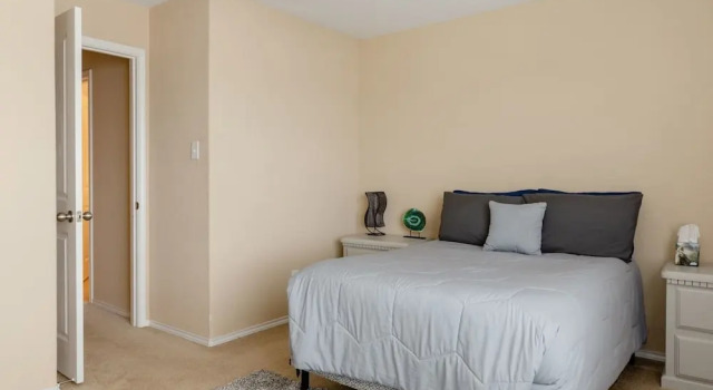 Spacious House BMT Six Flags Seaworld, Book Feriehus Sommerhuse i Bexar County, Hytte