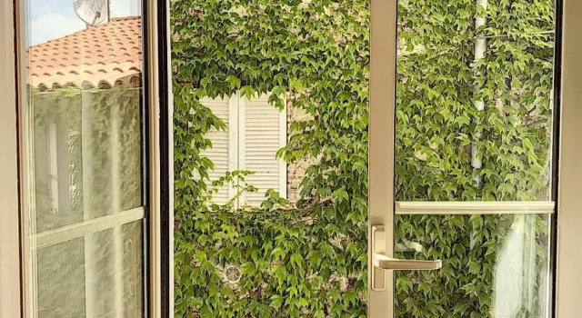 Charming flat in Old Antibes - 50m from the sea