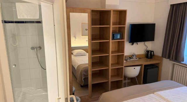 Hotel Francais, Rezerwuj Hotel Hotele w Luxembourg ze śniadaniem, w pobliżu Mudam Luxembourg, Śniadanie