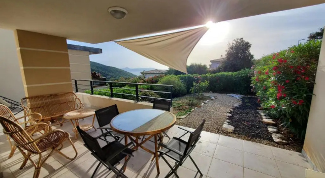 T3 Cap Corse Vue Mer Proche Saint Florent, Забронировать Апартаменты/квартира Отели Cap Corse с парковкой, Парковка
