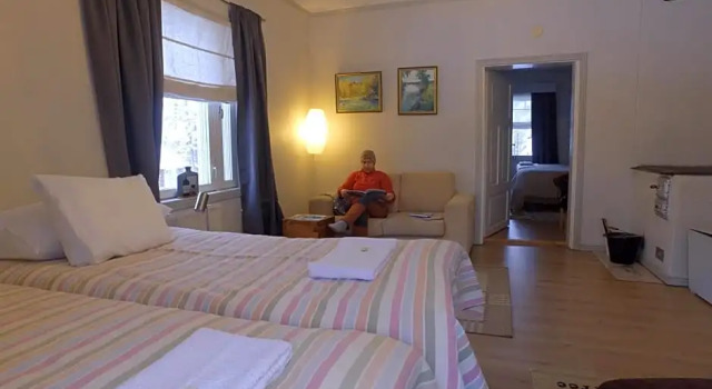 Karkausmäen Kammari, Varaa Hotelli Kinnula 