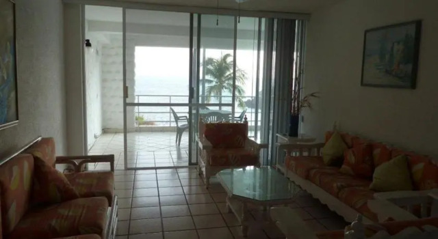 Condo In Manzanillo