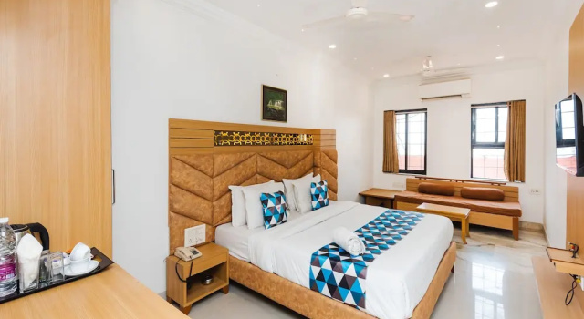 Номер Superior HOTEL GALAXY SURAT