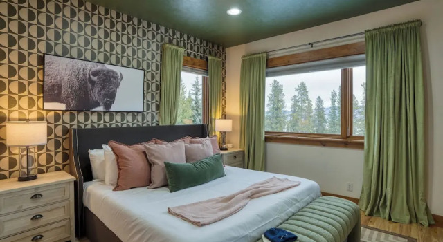 Skate Bowl, Climbing Wall, Arcade Breckenridge Adventure Chalet by Avantstay, Book Chalet Breckenridge Vail Ski