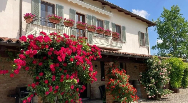 Casa Nizza DOro, Prenota Hotel Hotel a Castelnuovo Calcea con colazione, Colazione