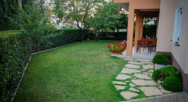 Апартаменты с 2 комнатами с видом на сад Apartment TaDe - Tag & Desire