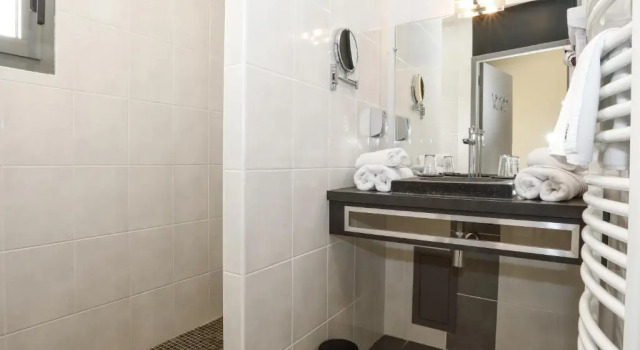 Номер Premium Hotel Le Mas de Castel - Piscine chauffee