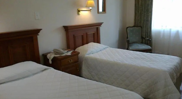 Park Gables Guest House, Забронировать Гостевой дом Отели Tshwane с парковкой, Парковка