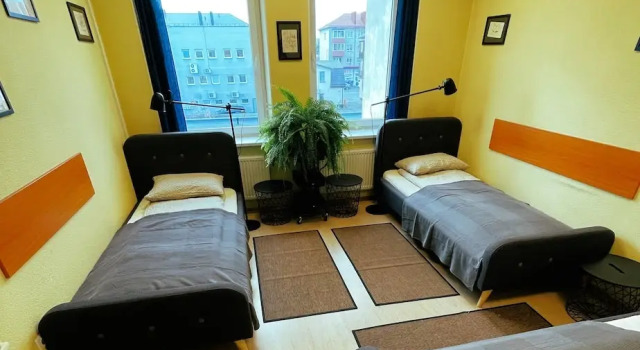 Artihost, Rezerwuj Hostel Tanie hotele w Poniewież
