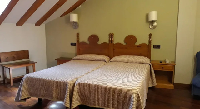 Двухместный номер Standard Мансарда Hotel Aragüells