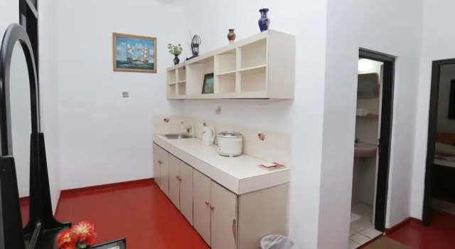 Апартаменты с балконом и с красивым видом из окна The One Apartment