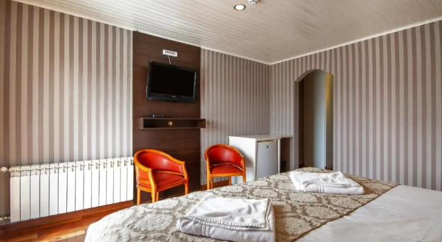 Двухместный номер Deluxe с балконом Chris Wellness Resort Hotel