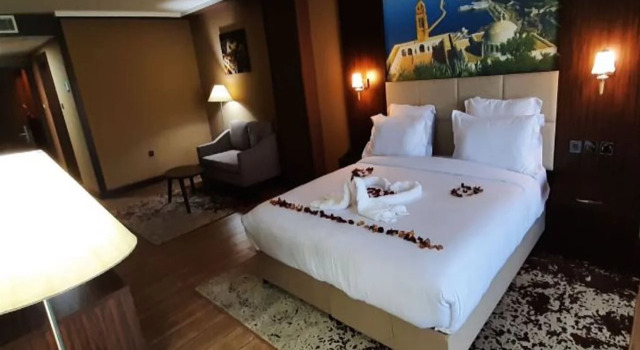 LB Suites Hotel, Book Hotel 3-stjernede hoteller i Oran, 3*