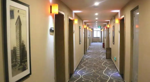 7 Days Premium·Kaifeng Gulou Square, Rezervovat Hotel Kchaj-feng Henan