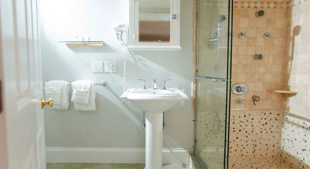 Двухместный номер Standard с балконом The Provincetown Hotel at Gabriels