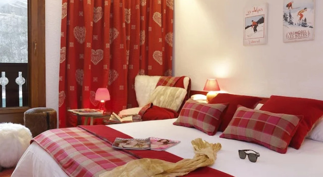 Номер Comfort Hôtel du Bourg