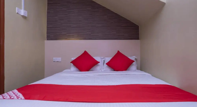D Pine Trees, Varaa Hotelli Hotellit Johor pysäköinnillä, Pysäköinti