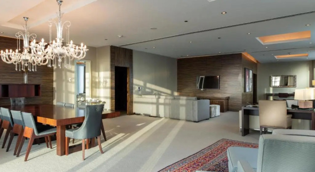 Пентхаус с 3 комнатами с видом на город City Centre Rotana Doha