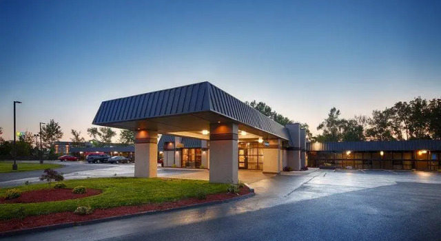 Семейный люкс Best Western Gateway Adirondack Inn