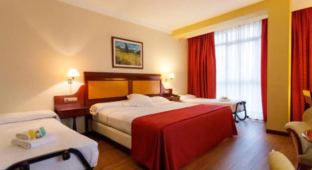 Семейный номер Standard Gran Hotel de Ferrol